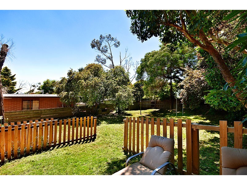 10 Howitt Drive, Templestowe Lower VIC 3107