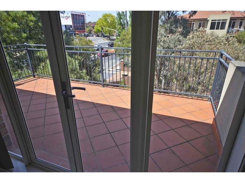 5/243 Blackburn Road, Doncaster East VIC 3109