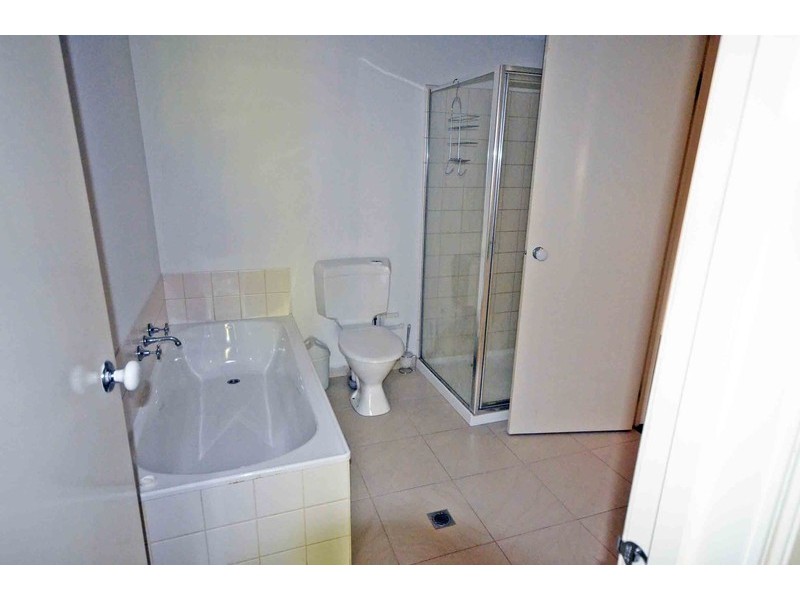 5/917-921 Doncaster Road, Doncaster East VIC 3109