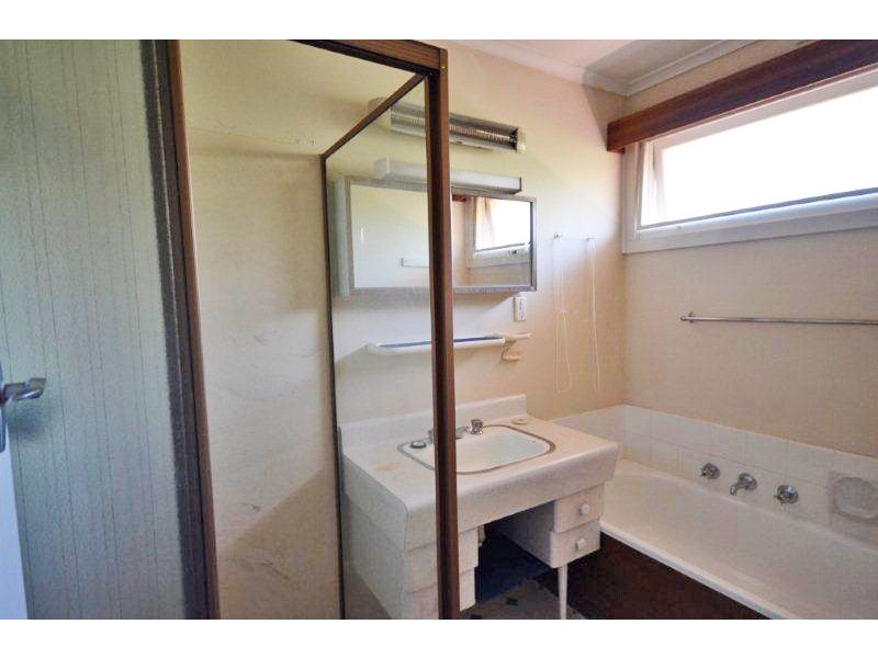 57 Furneaux Grove, Bulleen VIC 3105