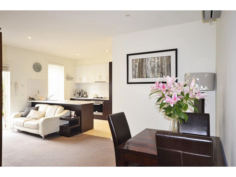 3/5 Box Street, Reservoir VIC 3073
