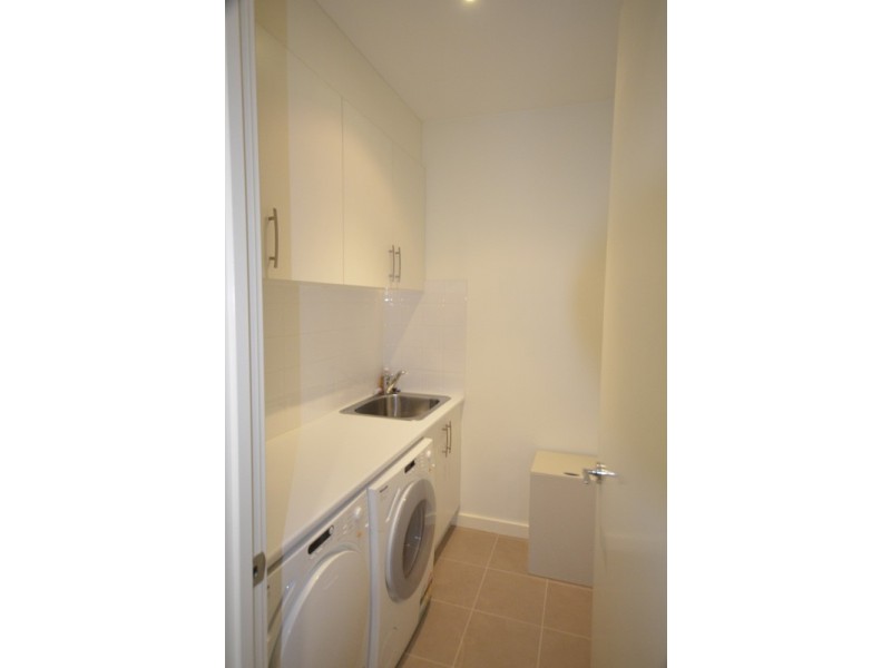3/5 Box Street, Reservoir VIC 3073