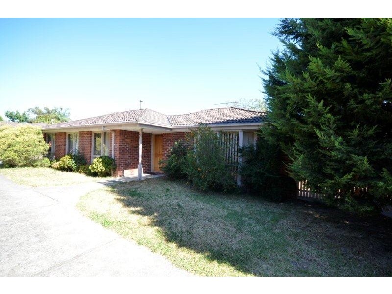 1/82 Willow Bend, Bulleen VIC 3105