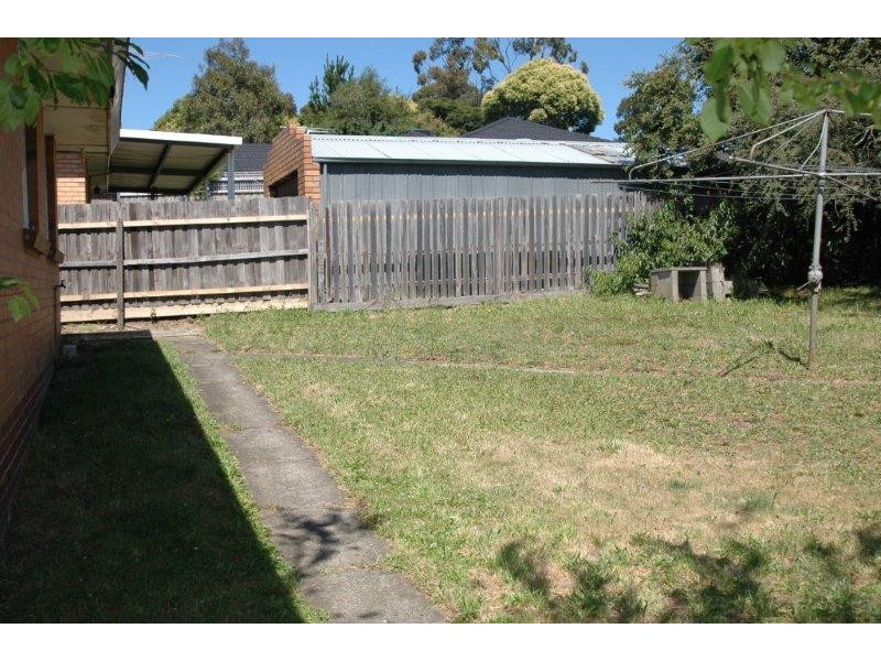 24 Greendale Road, Doncaster East VIC 3109