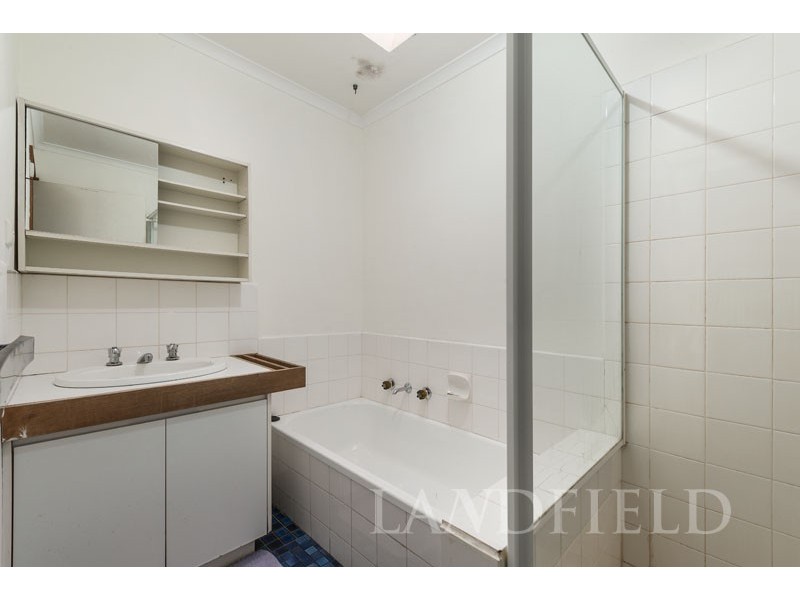 73 Long Valley Way, Doncaster East VIC 3109