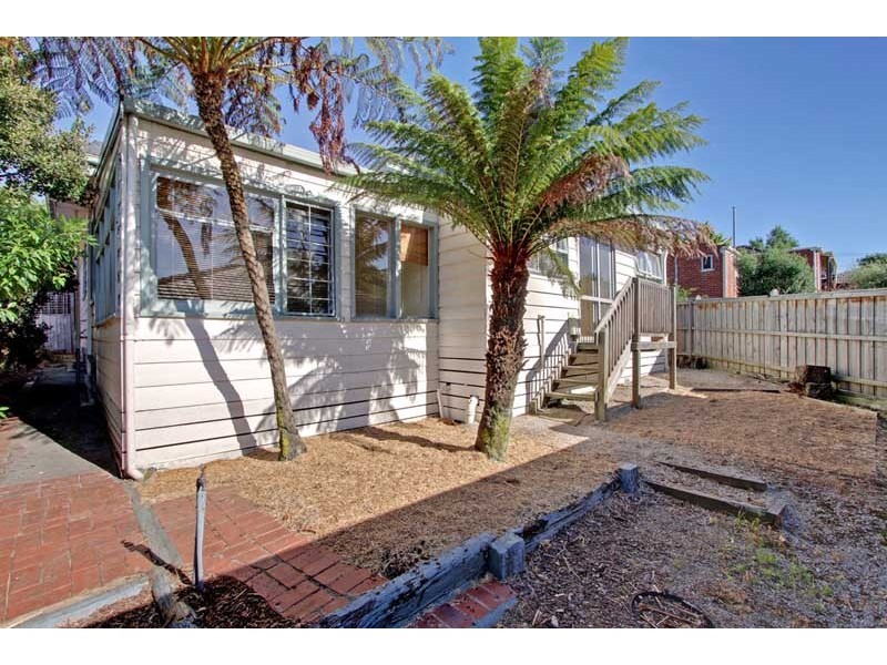 11 Ford Street, Ringwood VIC 3134