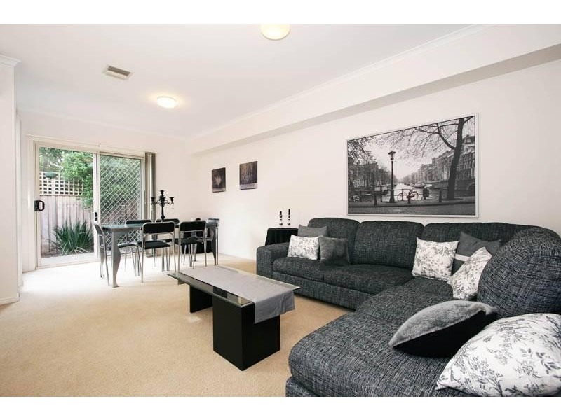 2/195 Mitcham Road, Donvale VIC 3111