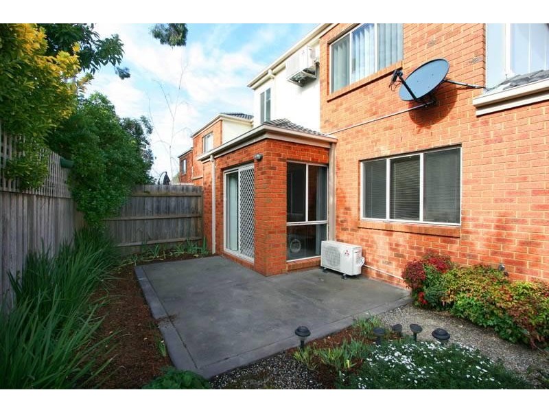 2/195 Mitcham Road, Donvale VIC 3111