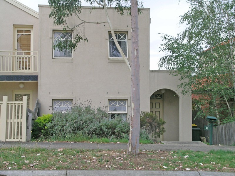 14 Scarbrough Square, Mont Albert North VIC 3129