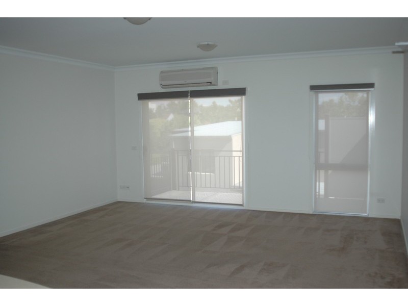 18/12-18 Bourke Street, Ringwood VIC 3134
