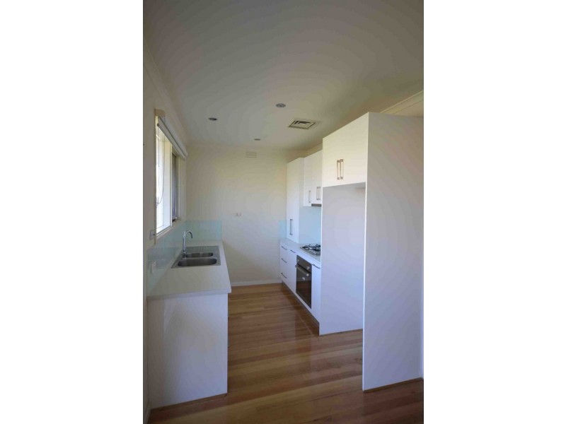 2/1 Paul Street, Doncaster VIC 3108