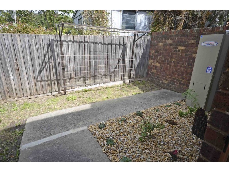 2/2a Merton Street, Box Hill VIC 3128