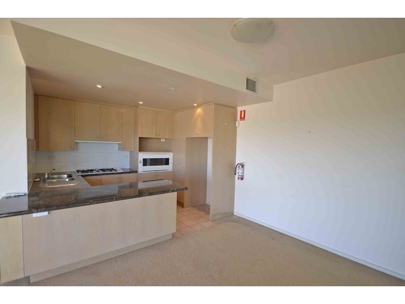 102/1 Sovereign Point Court, Doncaster VIC 3108
