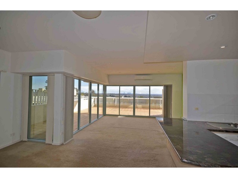 102/1 Sovereign Point Court, Doncaster VIC 3108