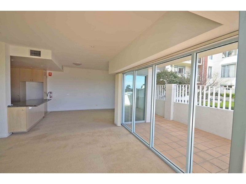 102/1 Sovereign Point Court, Doncaster VIC 3108