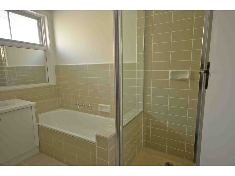 2/69-73 Hawdon Street, Heidelberg VIC 3084