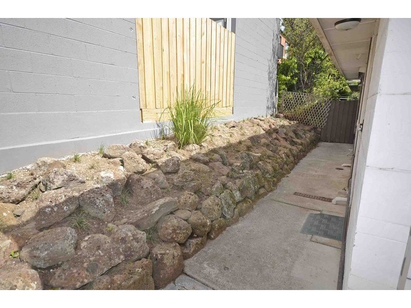 2/69-73 Hawdon Street, Heidelberg VIC 3084