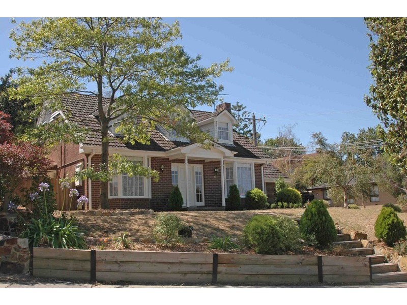 13 Cason Street, Doncaster VIC 3108