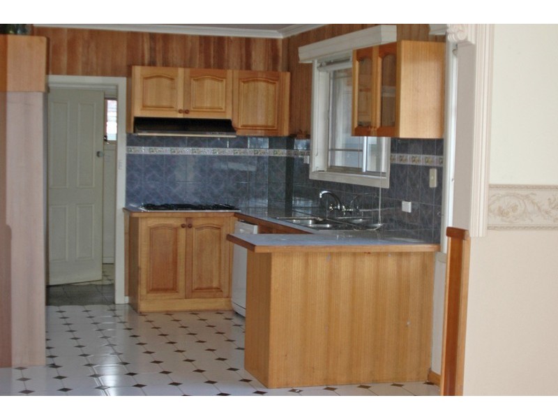 14 Eric Avenue, Templestowe Lower VIC 3107