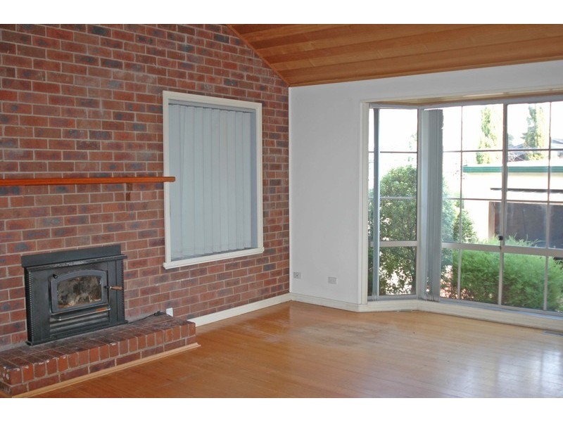 14 Eric Avenue, Templestowe Lower VIC 3107