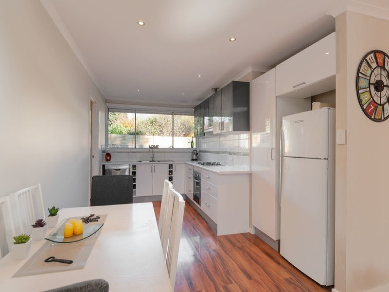 2/275 Canterbury Road, Bayswater North VIC 3153