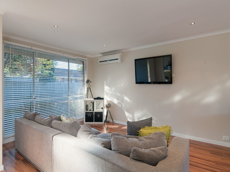 2/275 Canterbury Road, Bayswater North VIC 3153