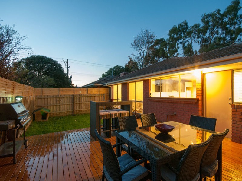 2/275 Canterbury Road, Bayswater North VIC 3153