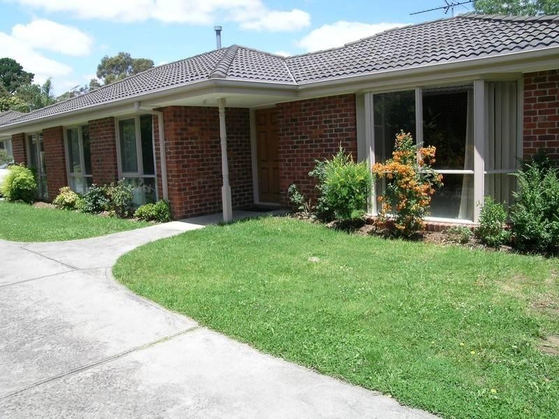 1/82 Willow Bend, Bulleen VIC 3105