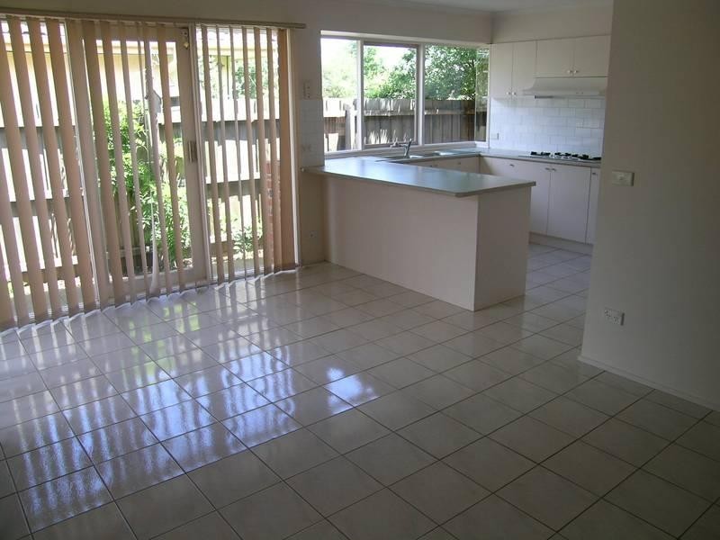 1/82 Willow Bend, Bulleen VIC 3105