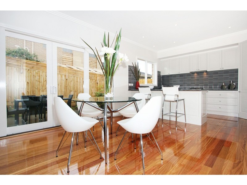 2/29 Herlihys Road, Templestowe Lower VIC 3107