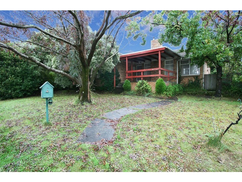 2 Banool Quad, Doncaster East VIC 3109