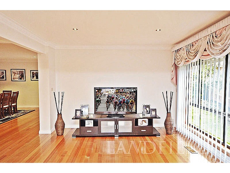 37 Schafter Drive, Doncaster East VIC 3109