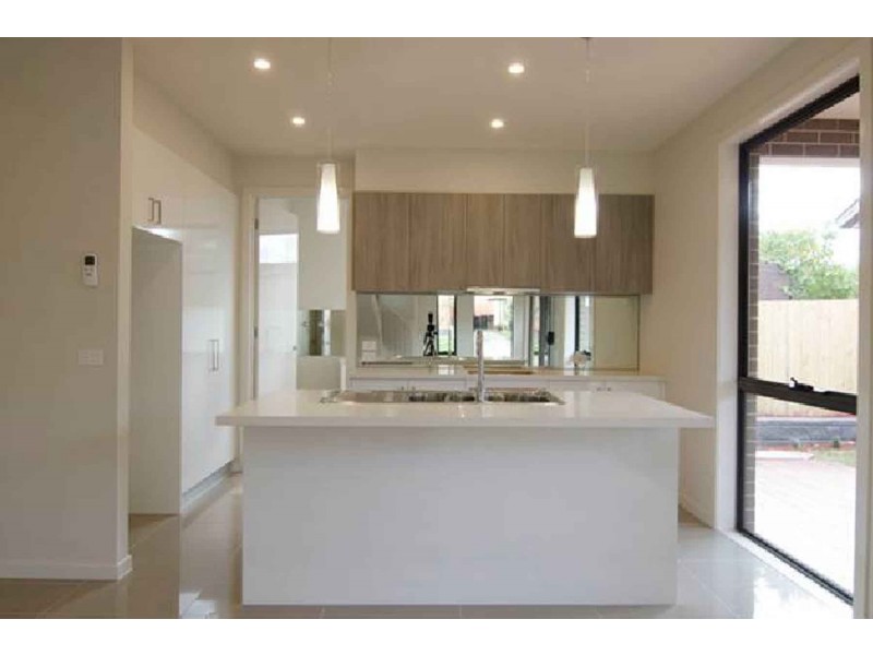 1a Nathan Street, Doncaster VIC 3108