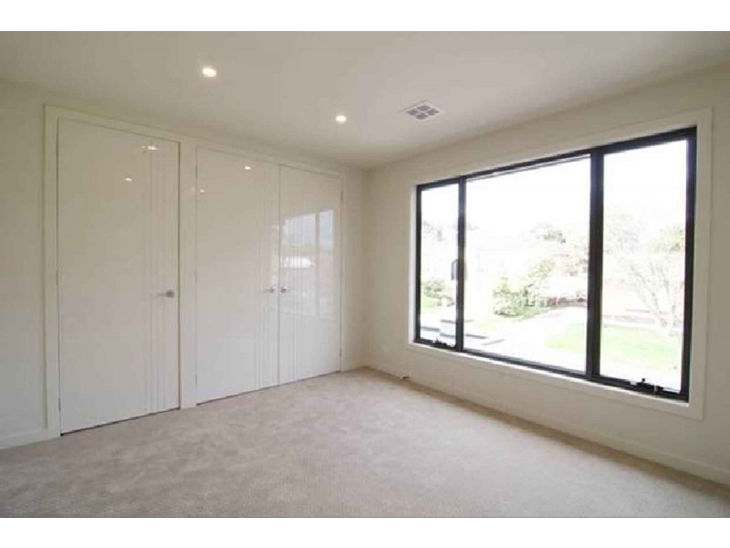 1a Nathan Street, Doncaster VIC 3108