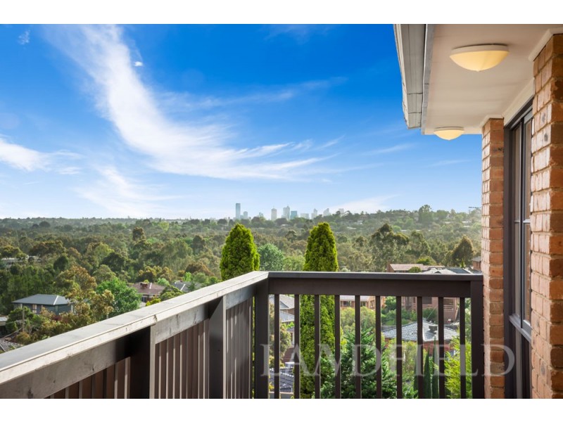 32 Golden Way, Bulleen VIC 3105