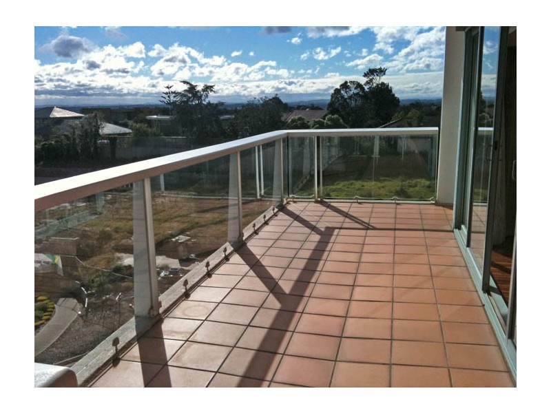 304/1 Sovereign Point Court, Doncaster VIC 3108