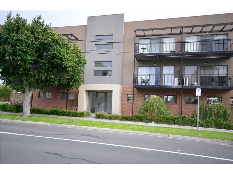 7/5 Churchill Street, Ringwood VIC 3134