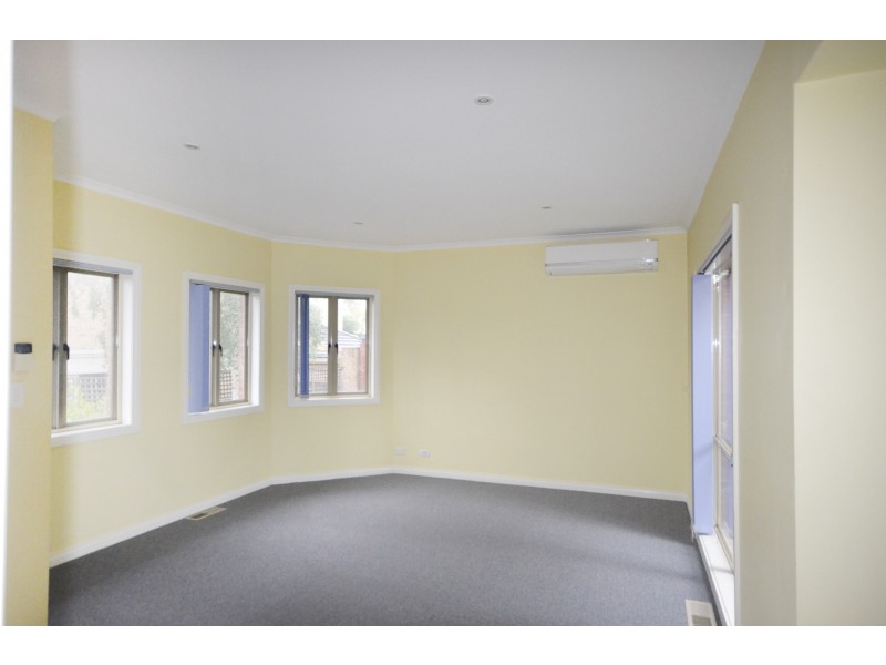 2/3 Nonda Avenue, Doncaster East VIC 3109