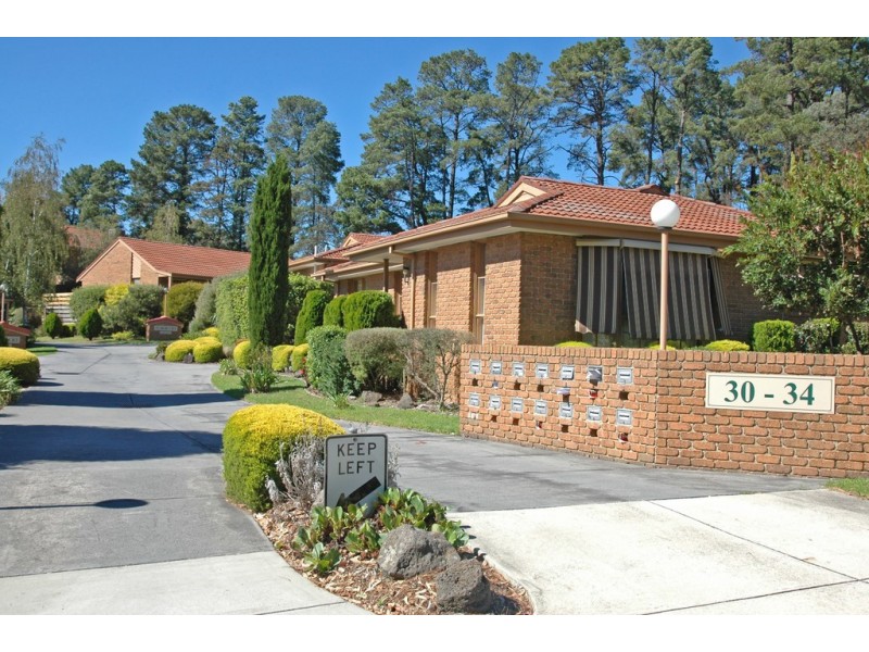 8/30-34 Old Warrandyte Road, Doncaster East VIC 3109