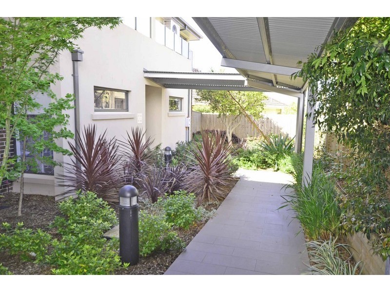 28/107 Whittens Lane, Doncaster VIC 3108