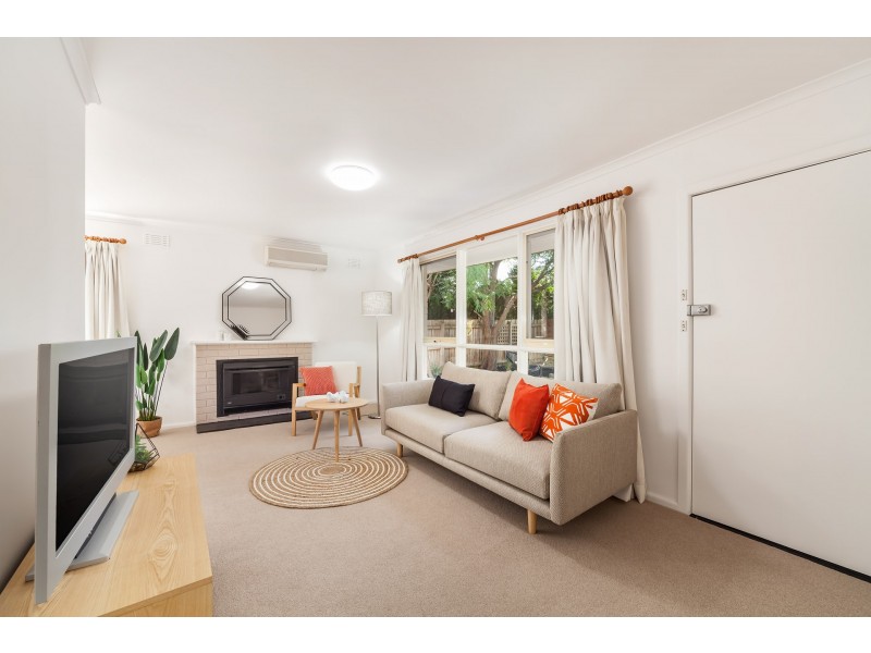 1/20 Renshaw Street, Doncaster VIC 3108