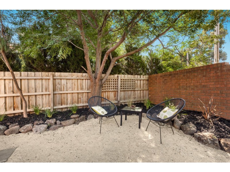 1/20 Renshaw Street, Doncaster VIC 3108