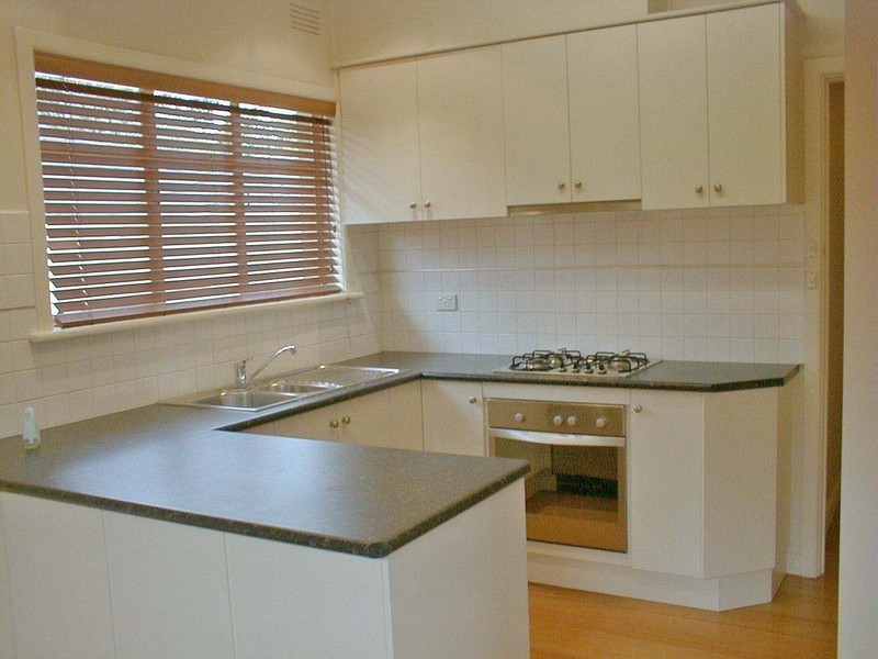 1/57 Surrey Road, Blackburn North VIC 3130