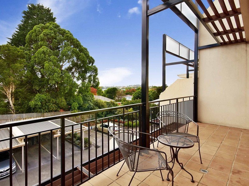 13/917-921 Doncaster Road, Doncaster East VIC 3109