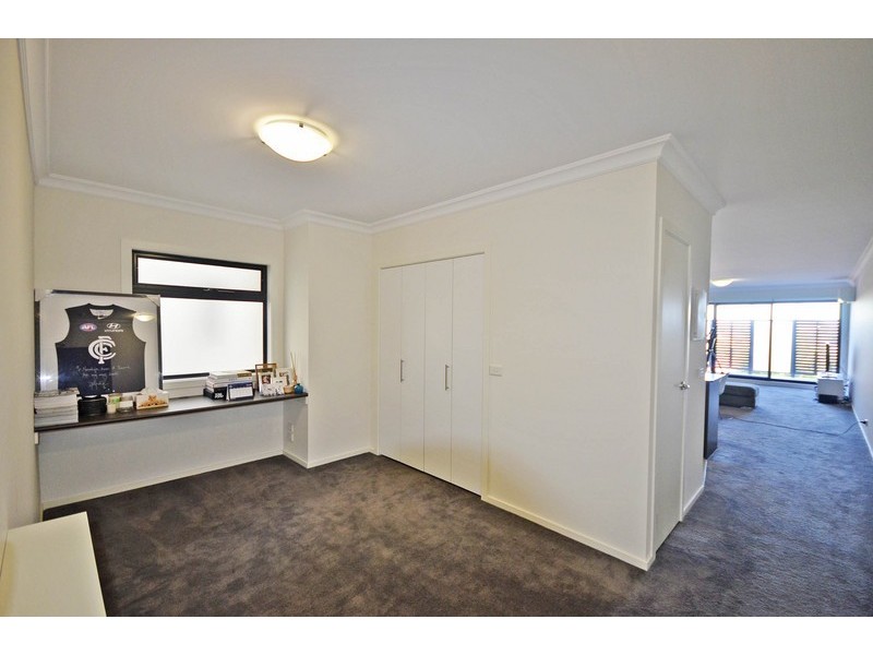 101/1042 Doncaster Road, Doncaster East VIC 3109