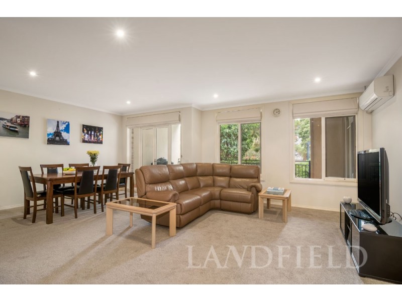 17/243 Blackburn Road, Doncaster East VIC 3109