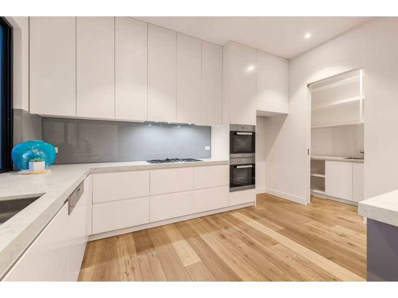 8 Linford Close, Donvale VIC 3111