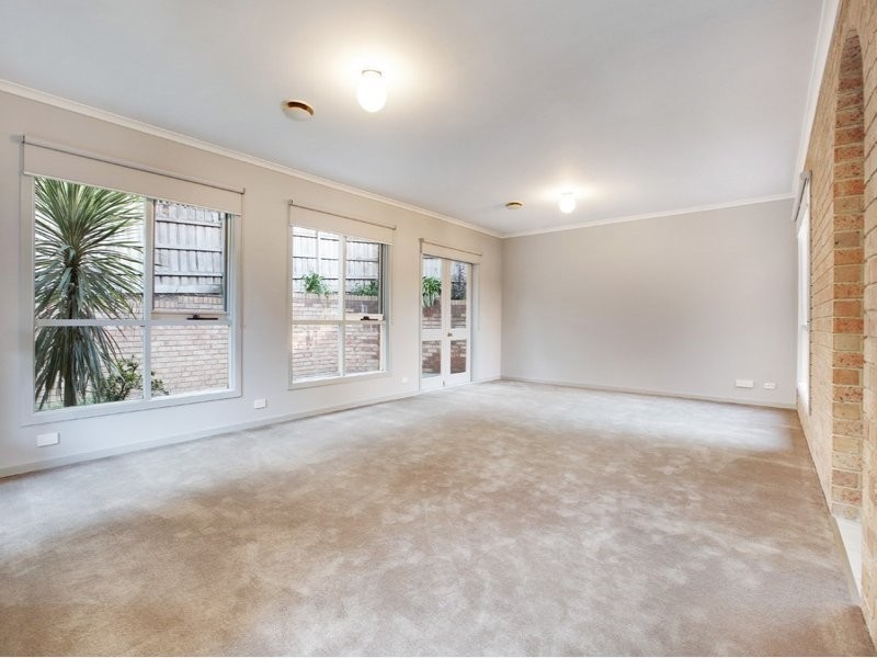2/47 High Street, Doncaster VIC 3108