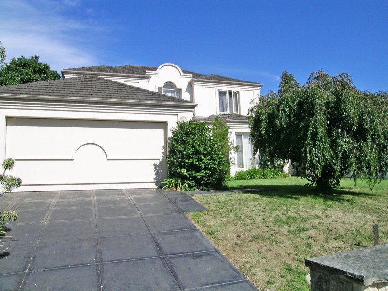 22 Oakwood Court, Templestowe VIC 3106