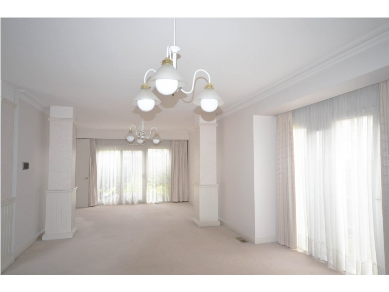 22 Oakwood Court, Templestowe VIC 3106